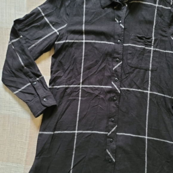 Athleta Black Flannel Button Down Dress - Picture 2 of 7